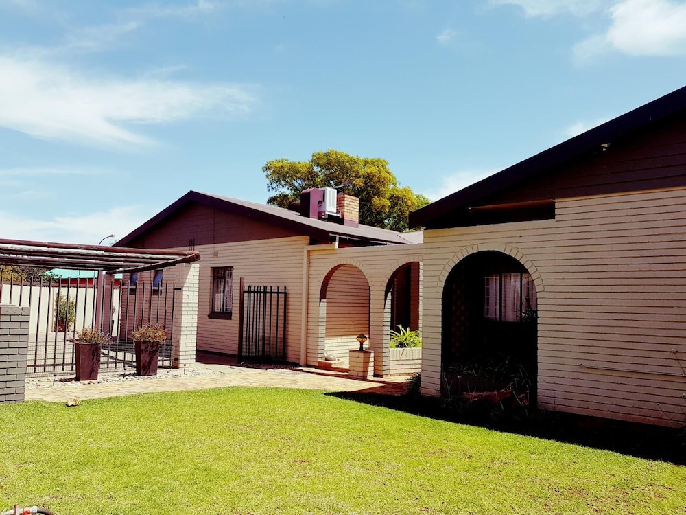 Mc Kala Guest House 28/44