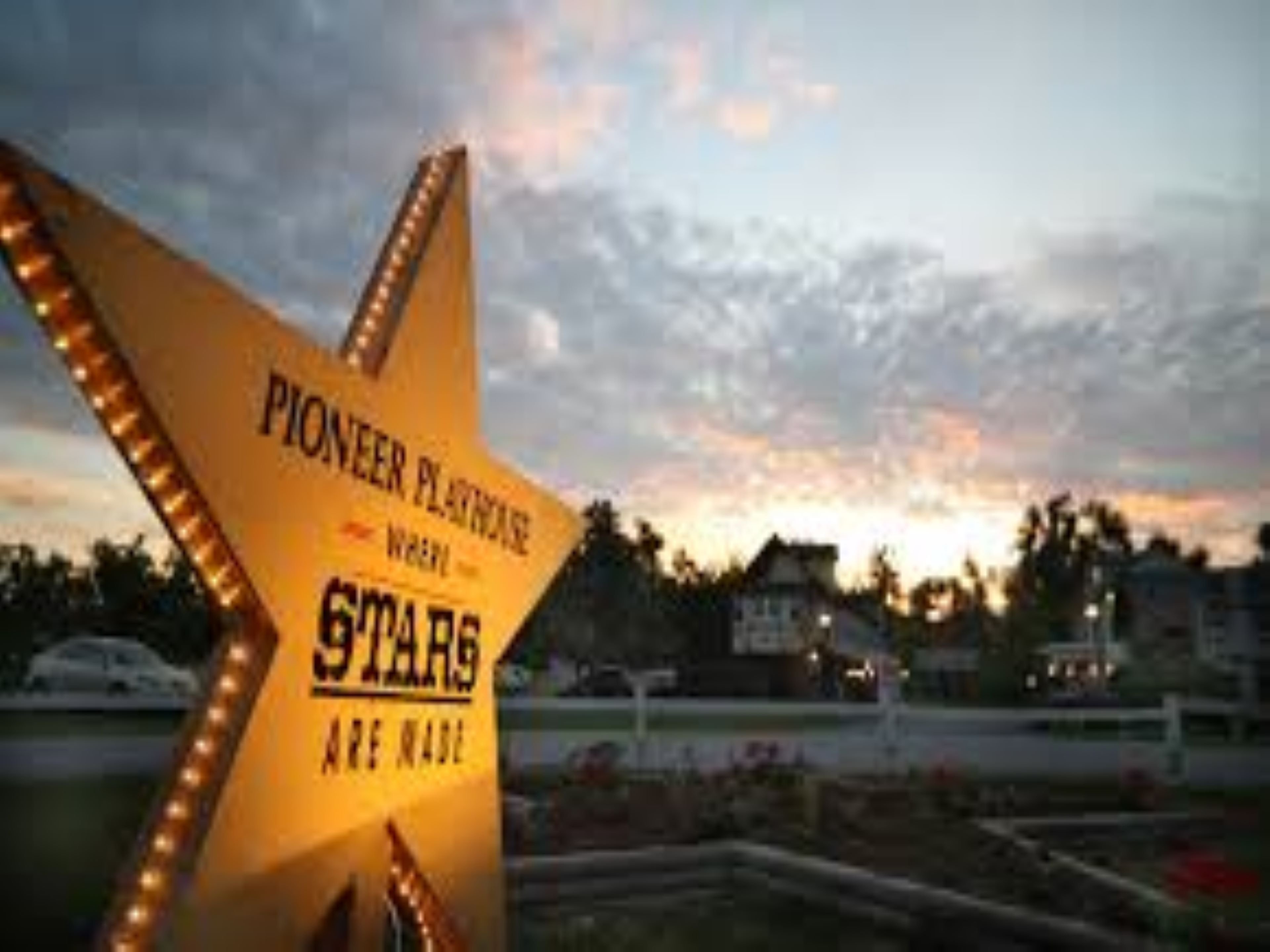 HOLIDAY INN EXPRESS & SUITES DANVILLE 7/42
