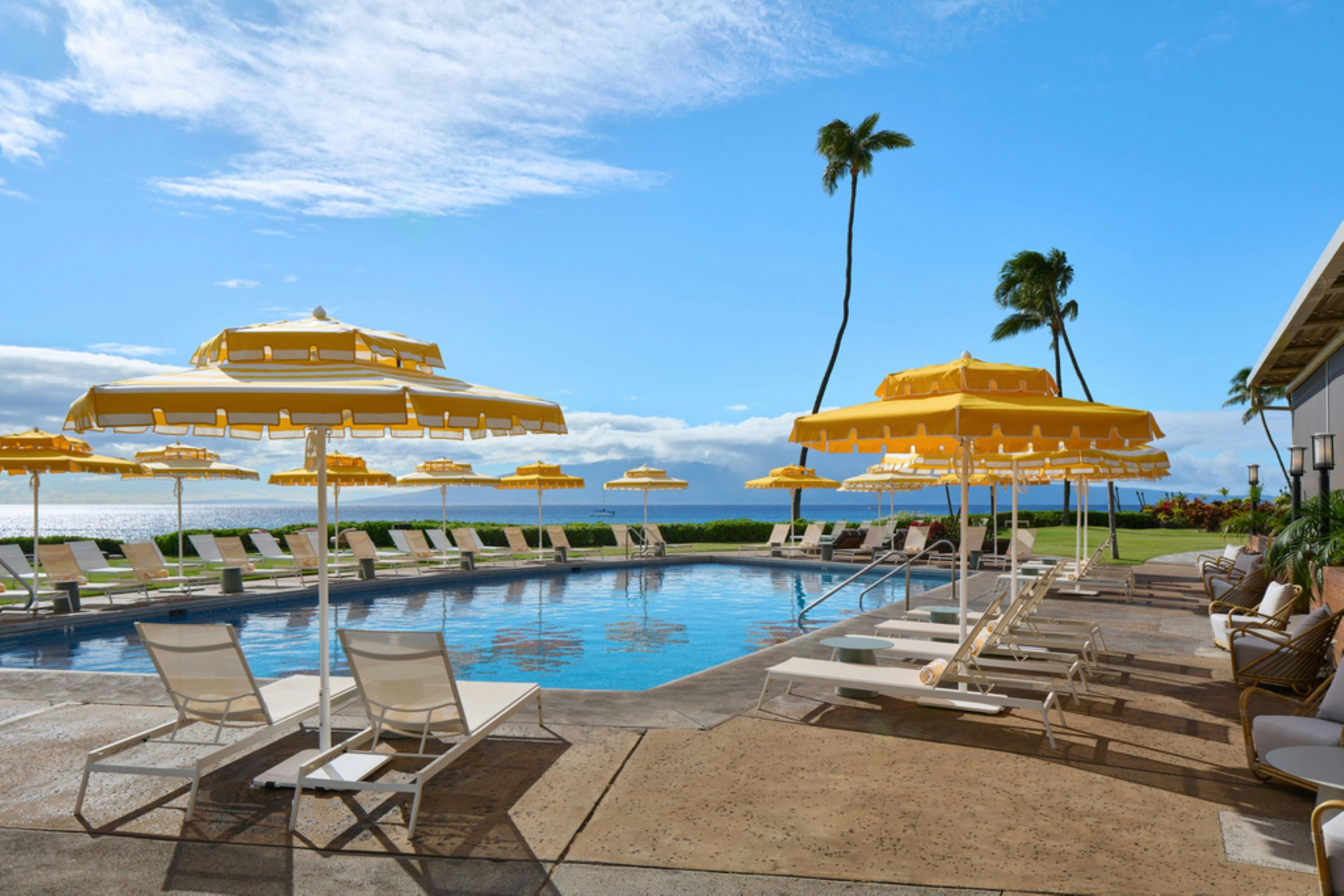 Royal Lahaina Resort and Bungalows 24/50