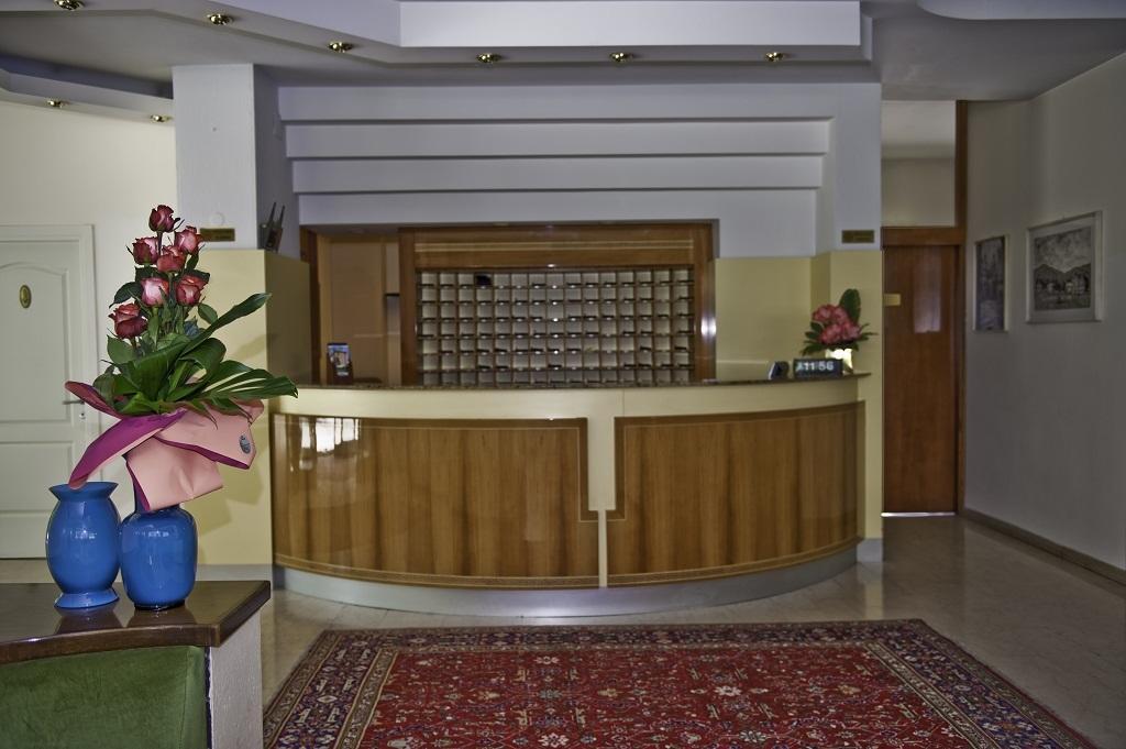 Hotel Albatros 10/55
