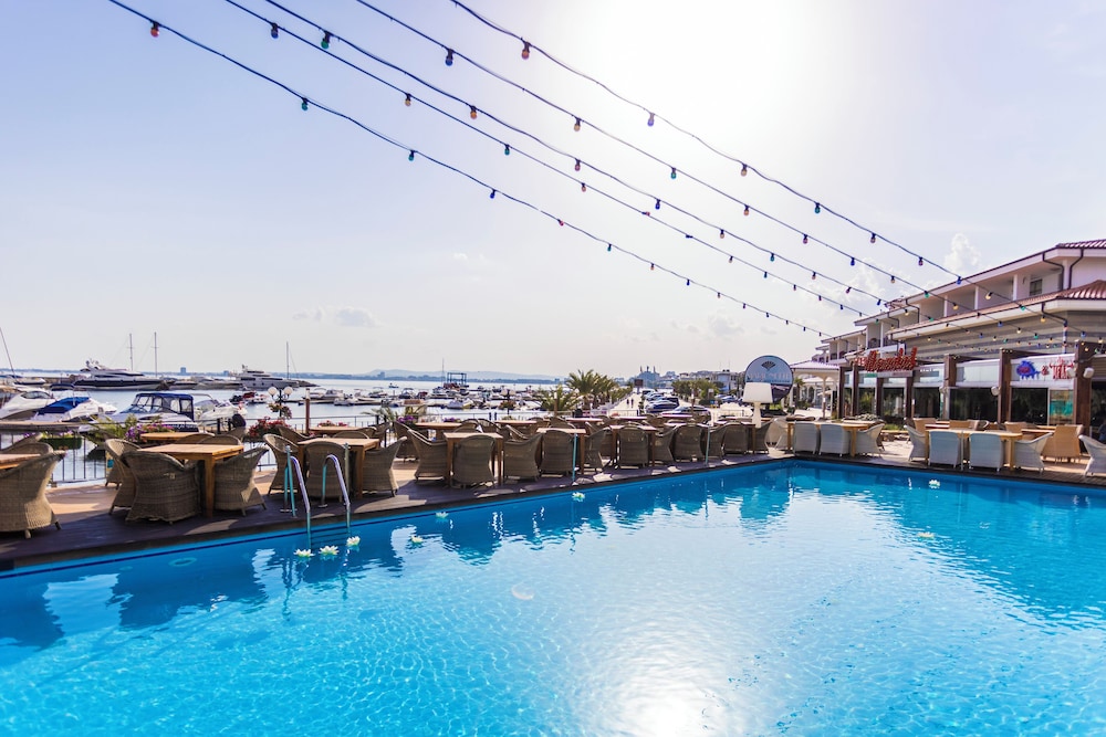 Palace-Marina Dinevi Hotel 2/44