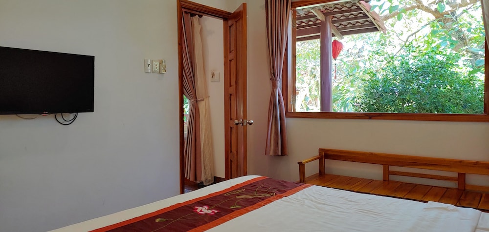 Hong Bin Bungalow 34/50