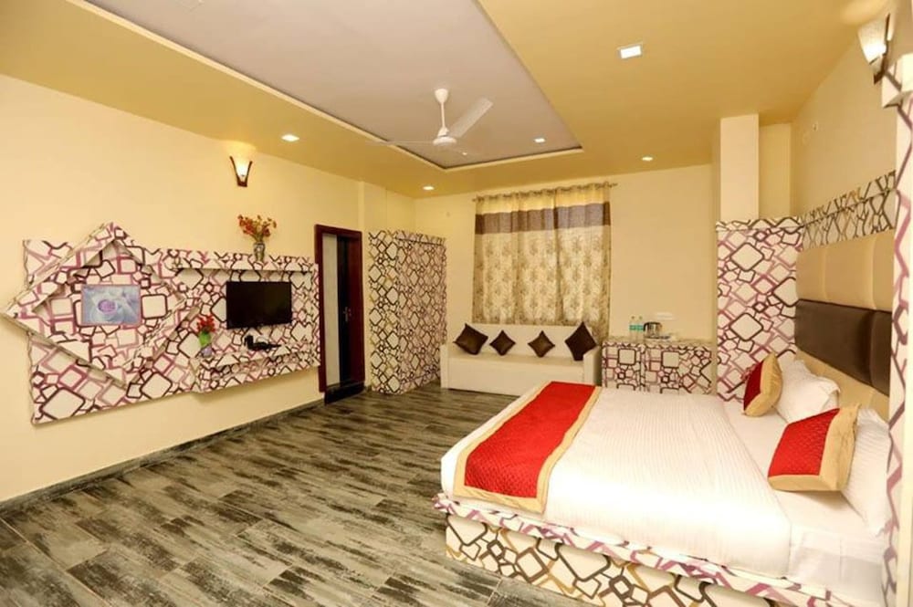 Rock Star Hotel 21/30