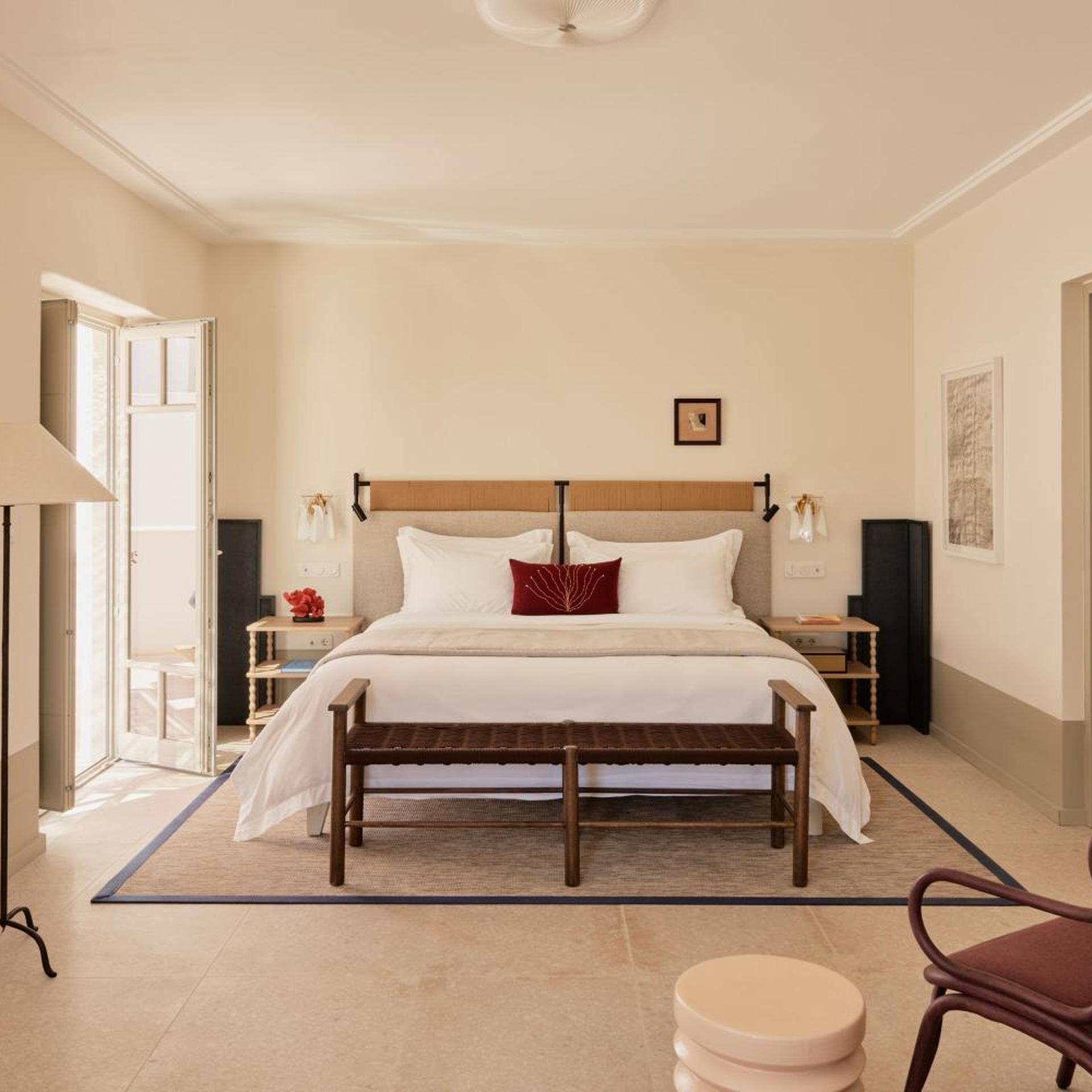 1 Bedroom, Earth, Suite, King Bed, Resort View, Balcony