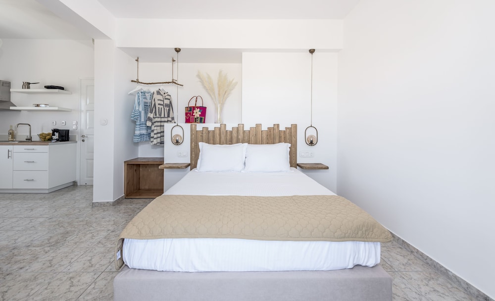 Elea Milos (ex Antonis Rooms) 9/45