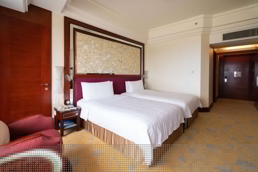 Shangri La Guangzhou 12/66