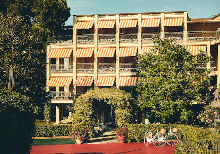 Hermitage Hotel And Resort 2/79