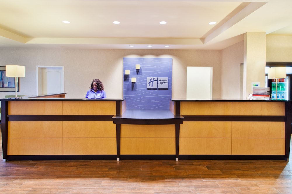 Holiday Inn Express Hotel And Suites Huntsville West Research Pk 10/70