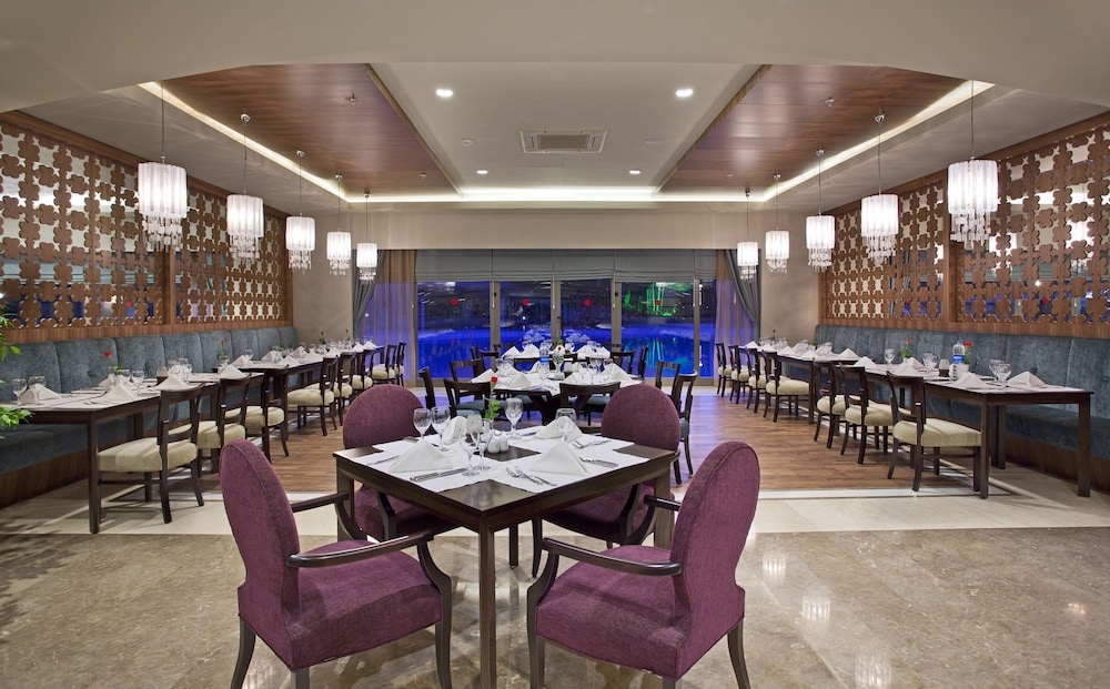 Sirene Belek Hotel 77/94