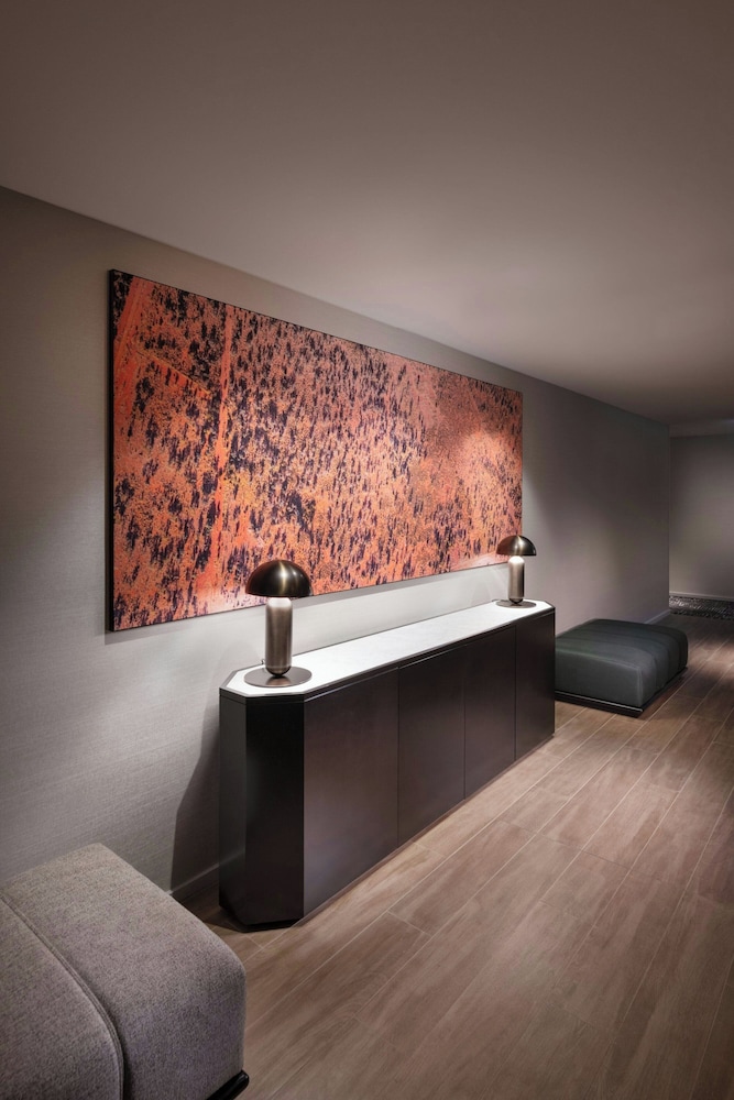 Adelaide Marriott Hotel 4/47