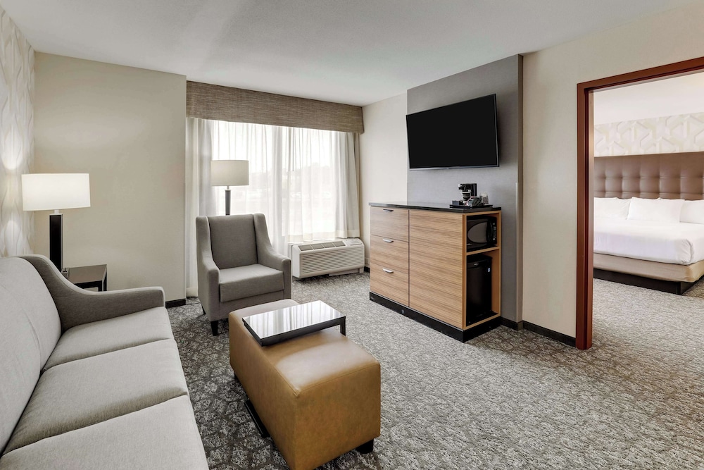 Drury Inn and Suites Birmingham Lakeshore Drive 31/50