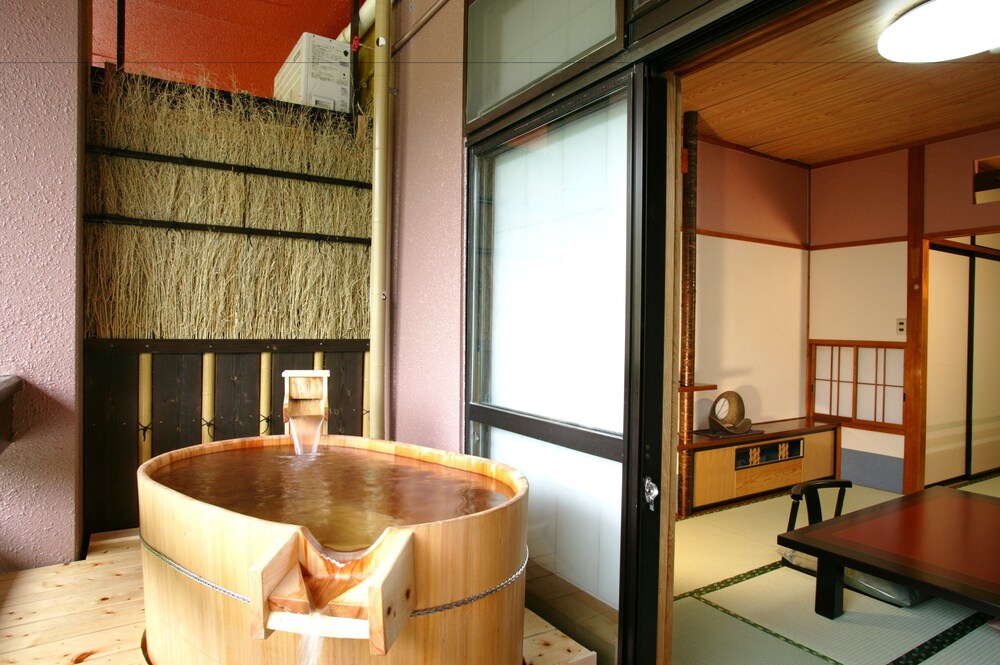 Hotel Sunbird 39/50