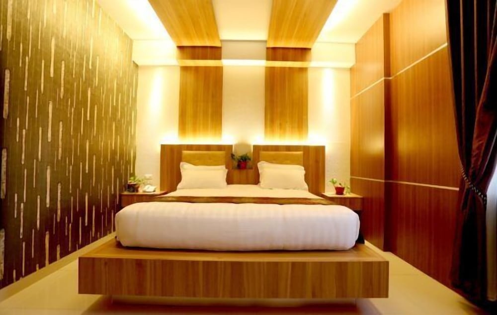 HOTEL GRAND PERMATA HATI 13/26