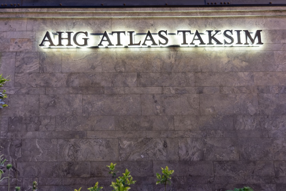 AHG Atlas Hotel 5/41