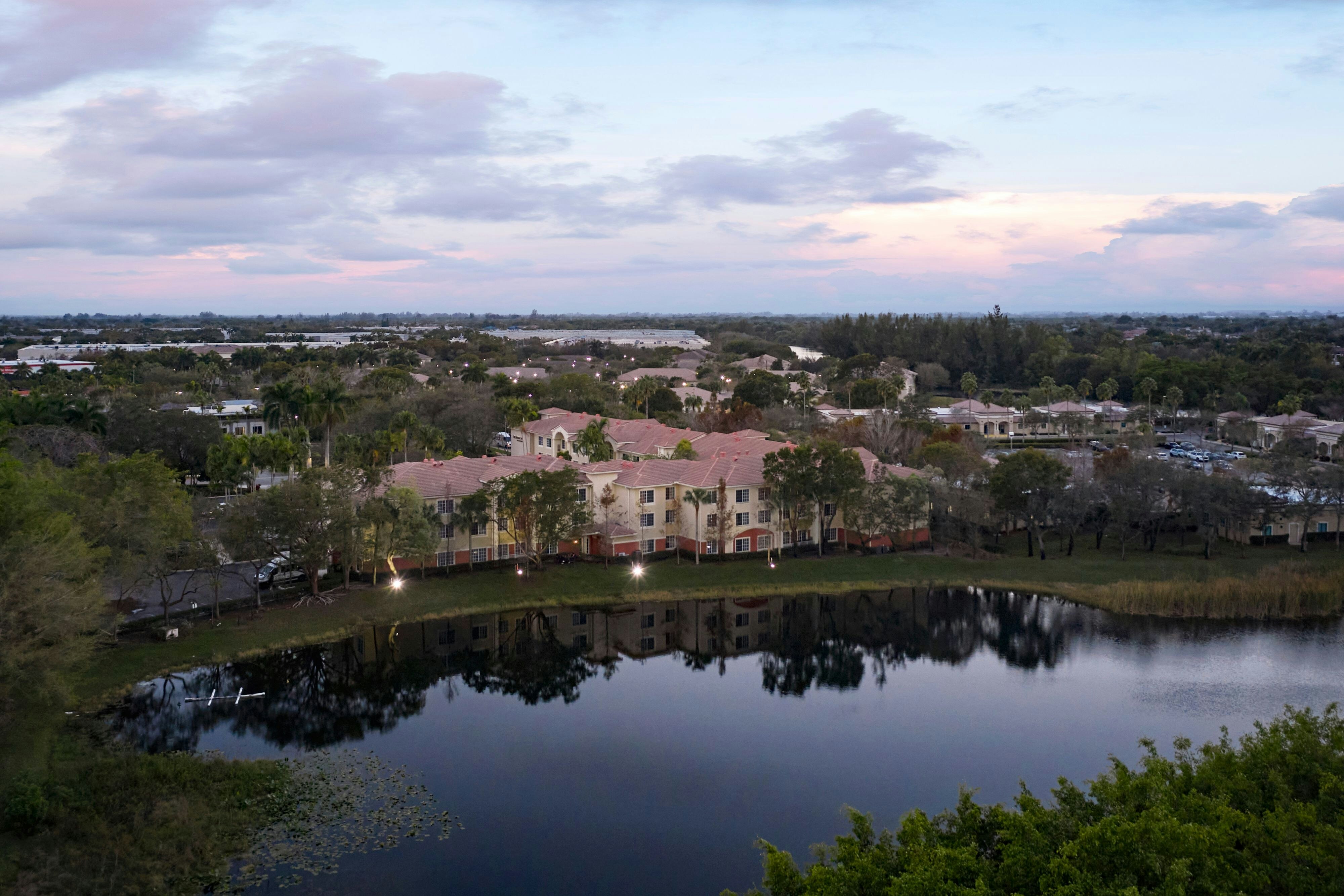 Residence Inn By Marriott Fort Lauderdale Weston 21/24