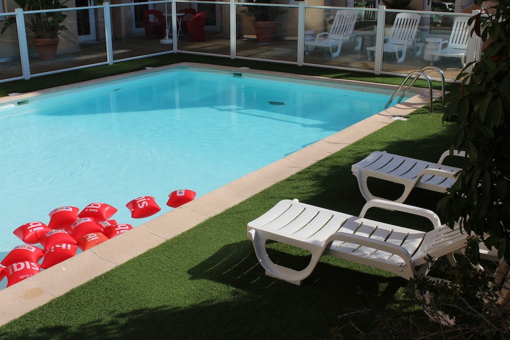 ibis Nice Centre Gare 34/63
