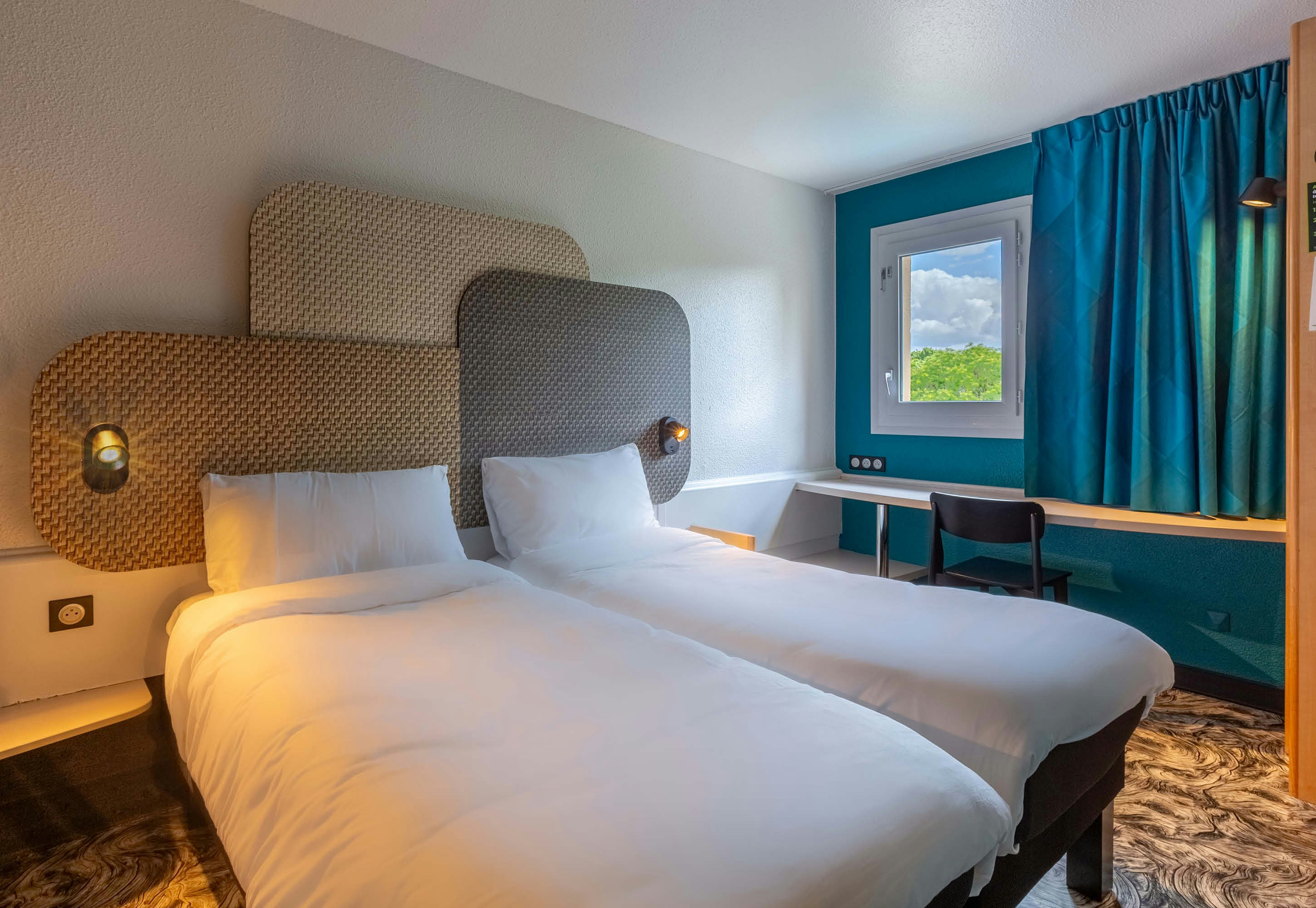 B&B Hotel Chartres Centre Cathedrale 7/50
