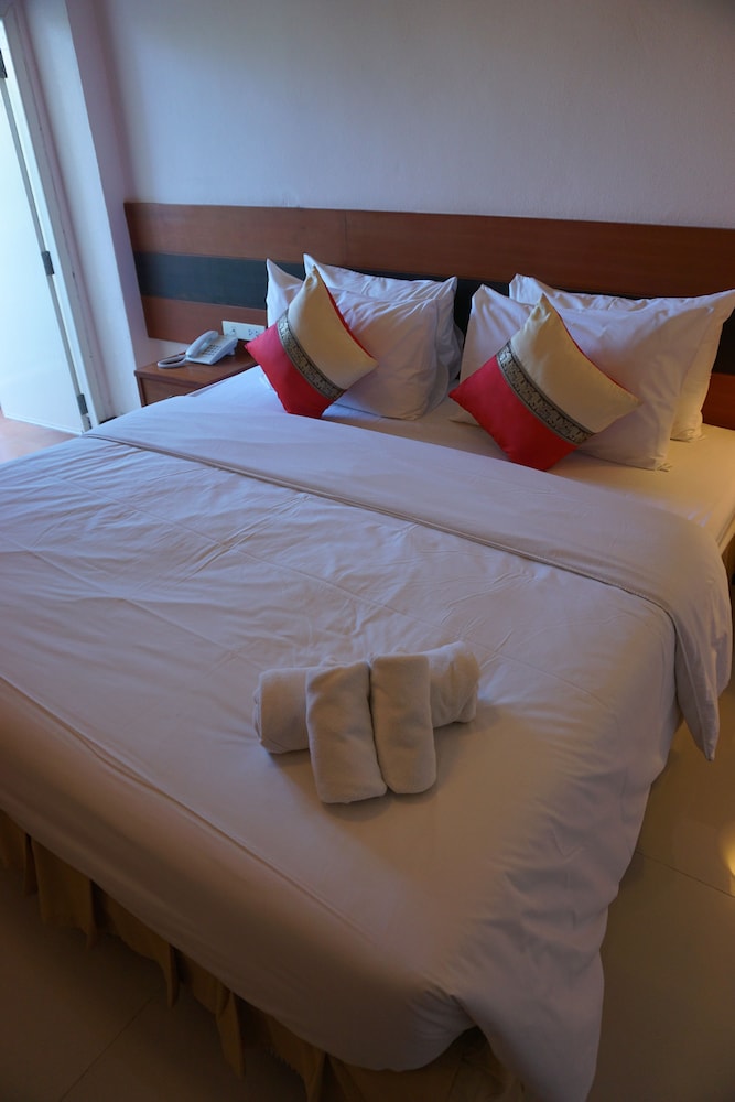 Kirimathani Hotel 11/38