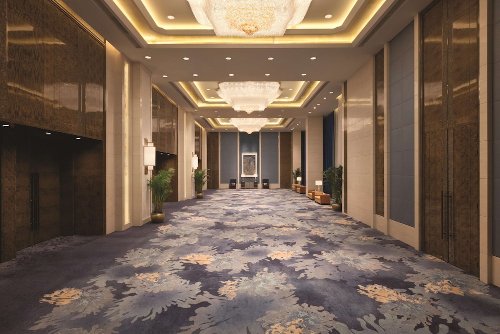 Shangri-La Hefei 45/50