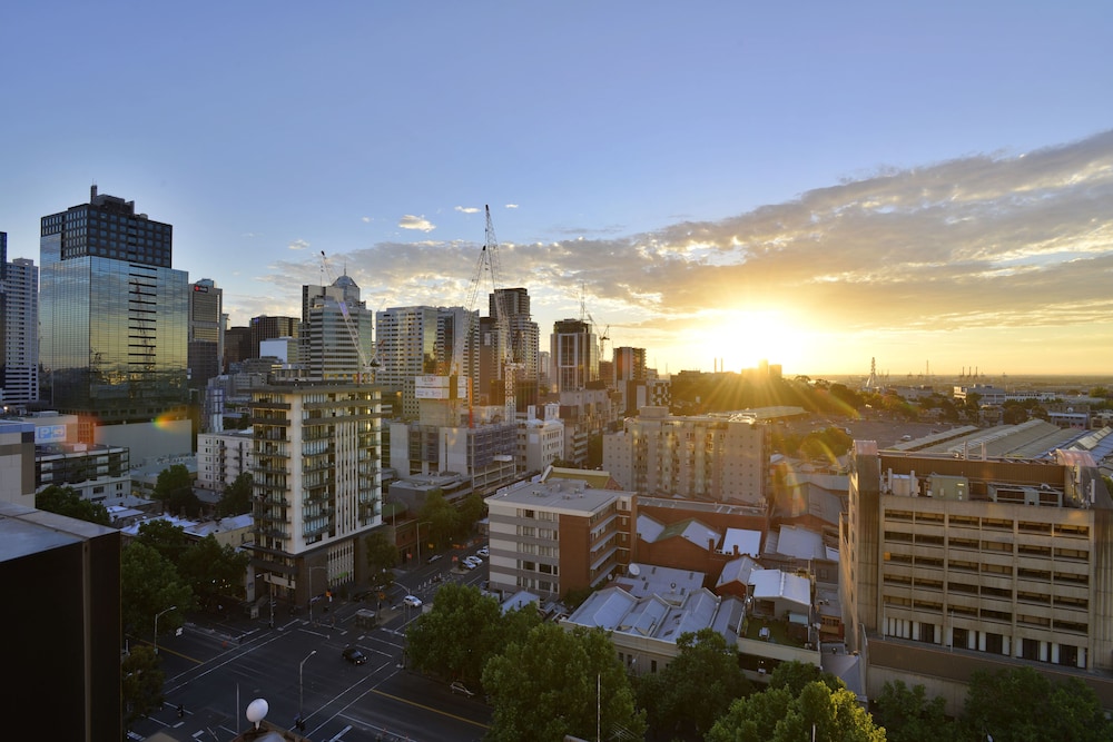 Mercure Melbourne Therry Street 4/42