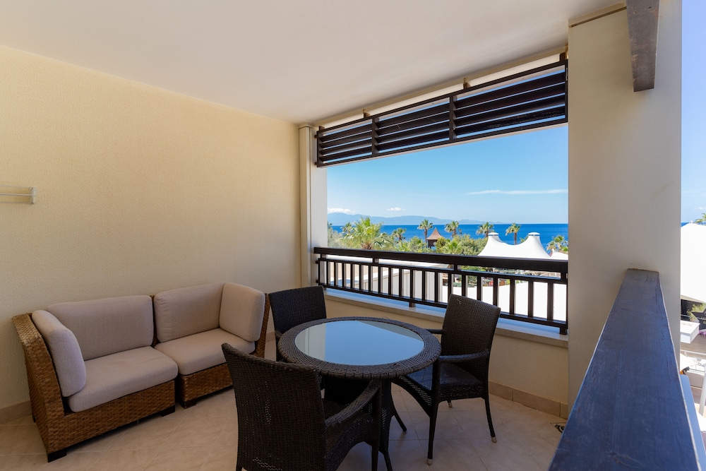 Latanya Park Resort 17/41