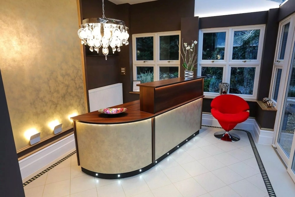 Derby Manor 4/50