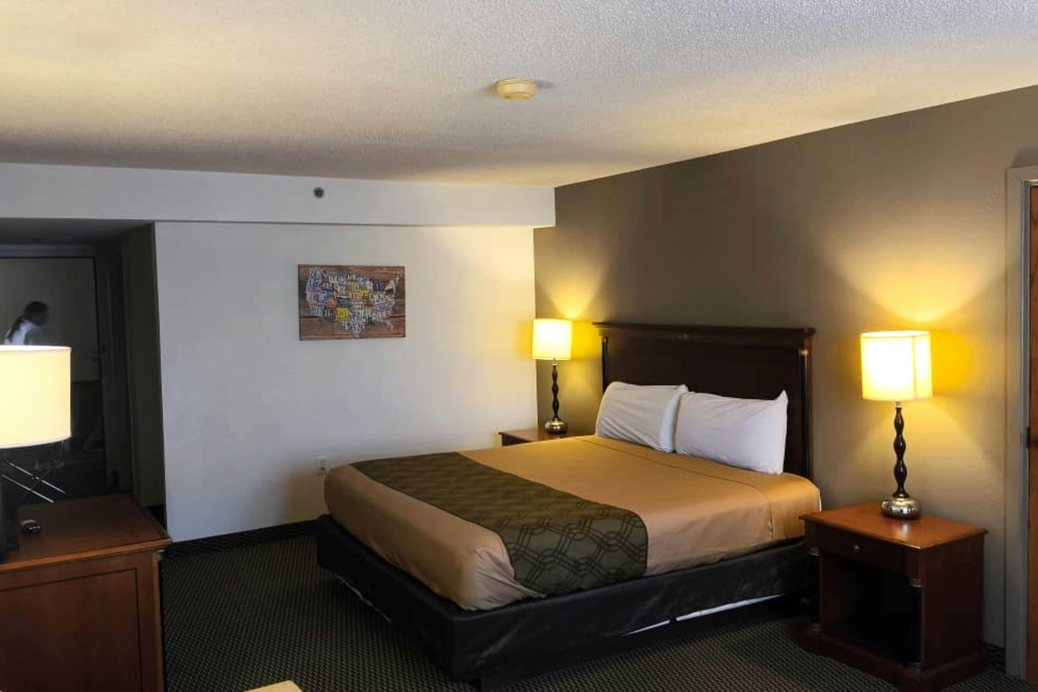 Econo Lodge Rockville 17/75
