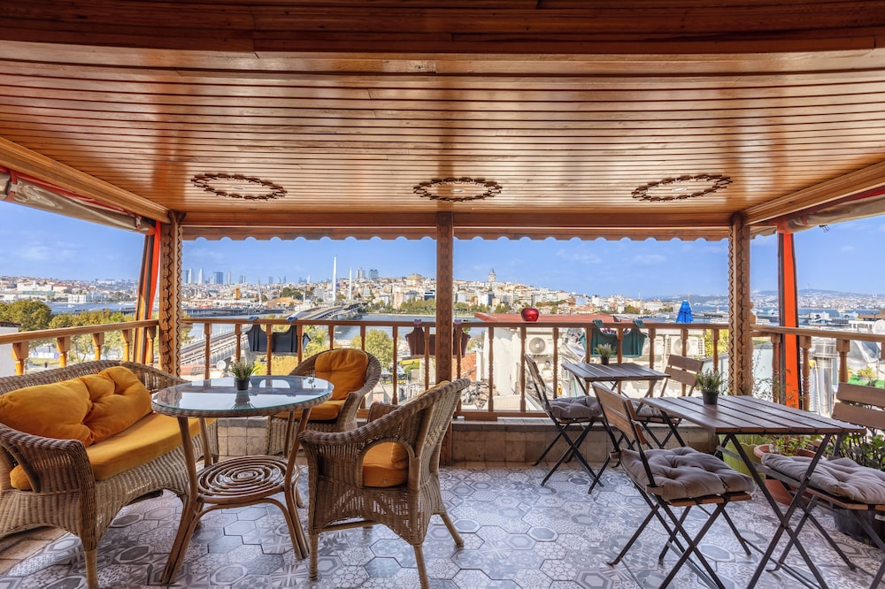 Astra Boutique Hotel 40/50
