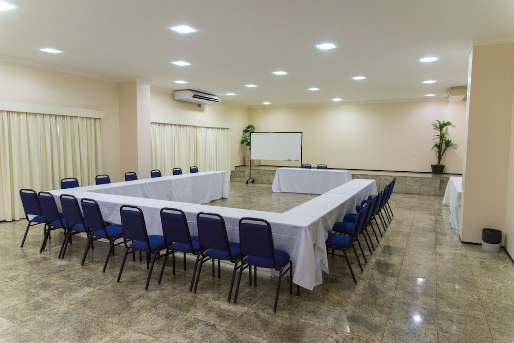 Costa Atlantico Hotel 39/46