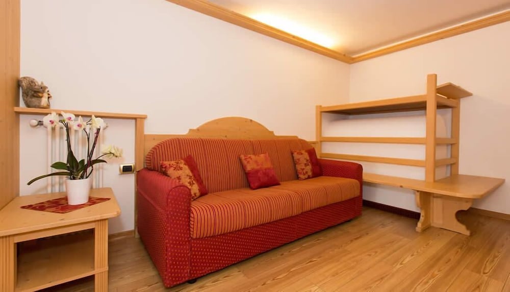 HOTEL CRISTINA 29/45