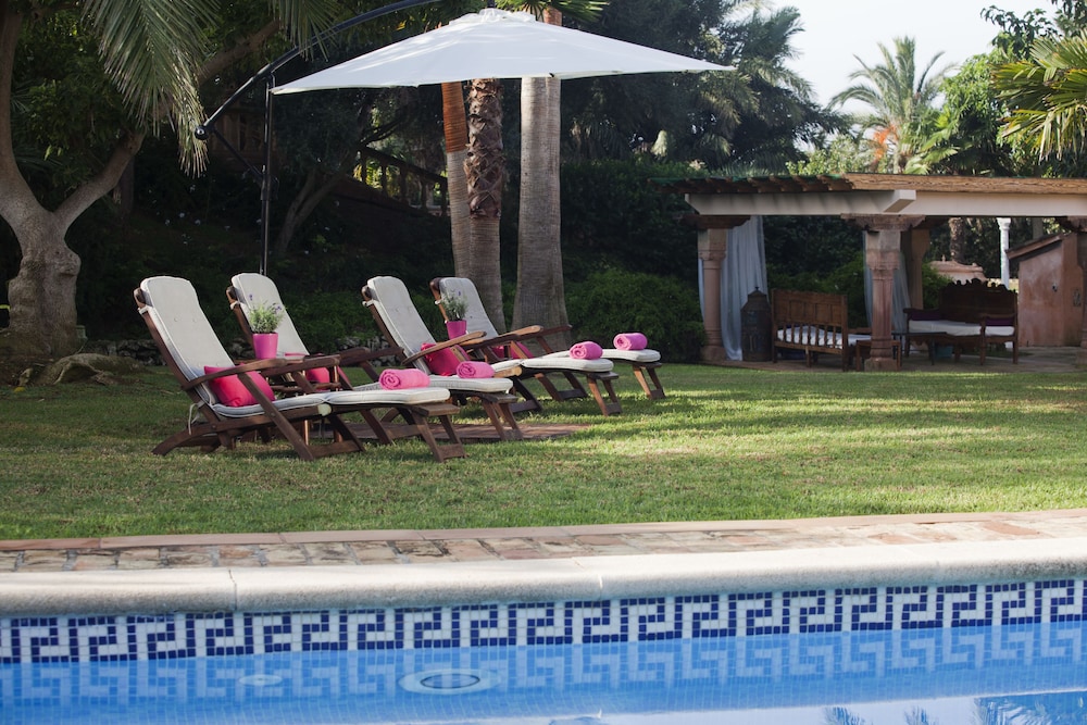 Es Revellar Art Resort - Adults Only 13/110