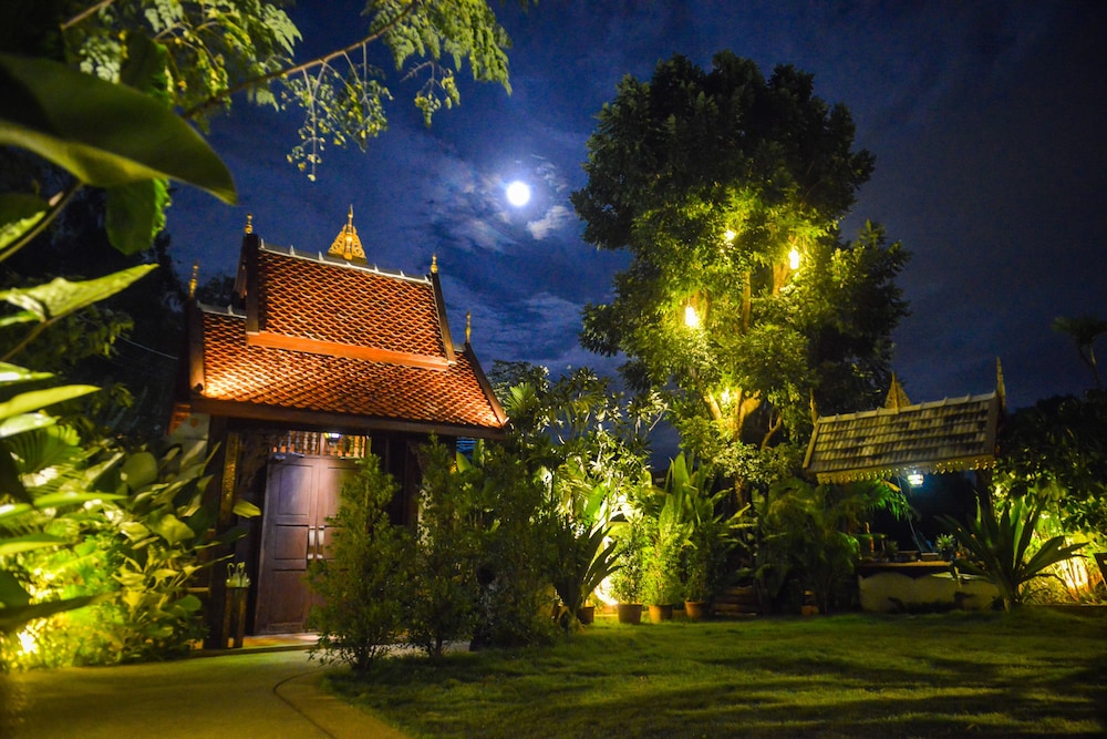 Hongkhao Village 2/100