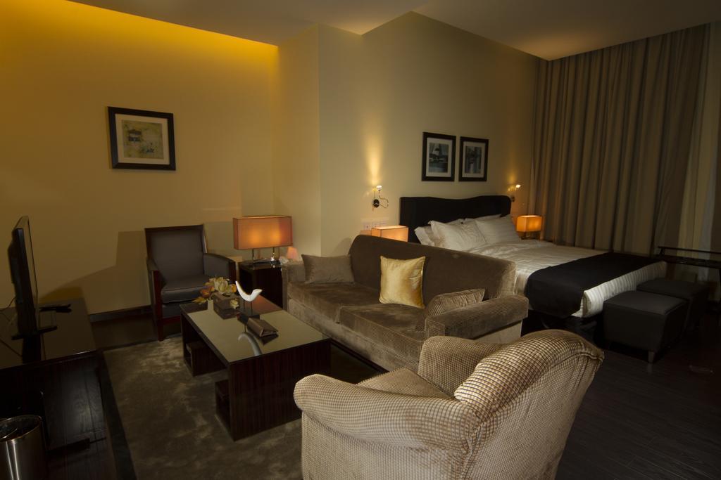 Zara Continental Hotel 18/27