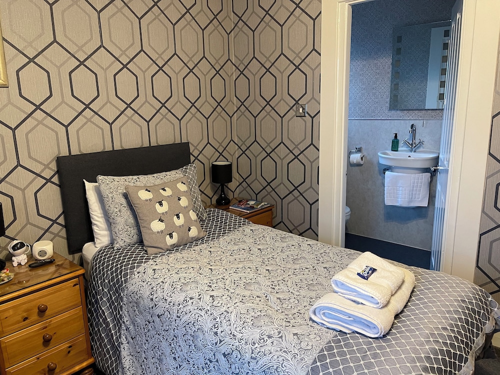 Dionard Guest House 39/46
