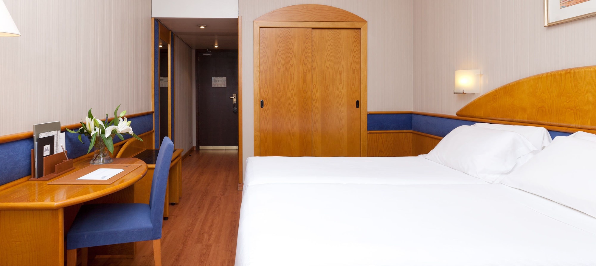 غرفة مفردة بسرير مزدوج، Agumar Hotel 2/5