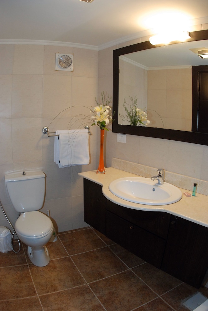 Mozart Hotel Beirut 38/39