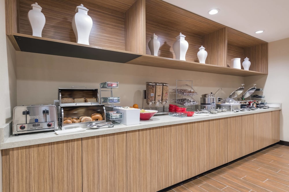 TownePlace Suites by Marriott Hays 43/52