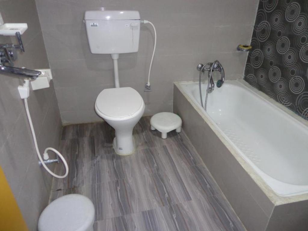 Jyoti Guest House 20/26