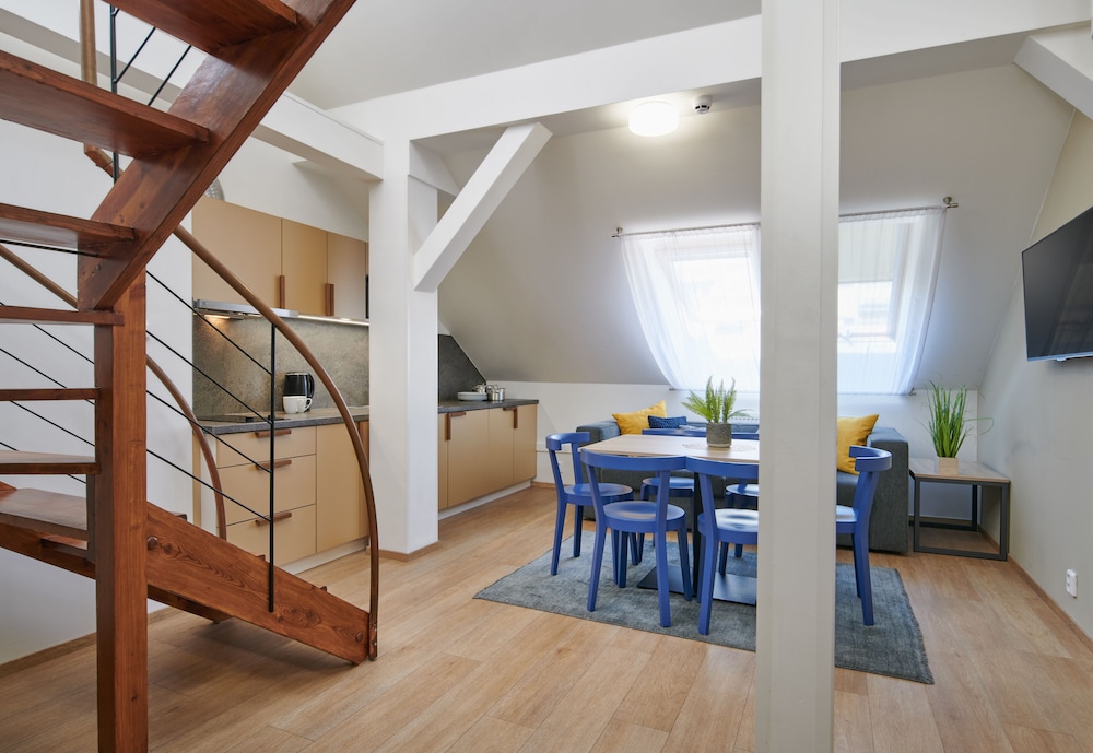 City Nest Apartments by Adrez Living 29/49