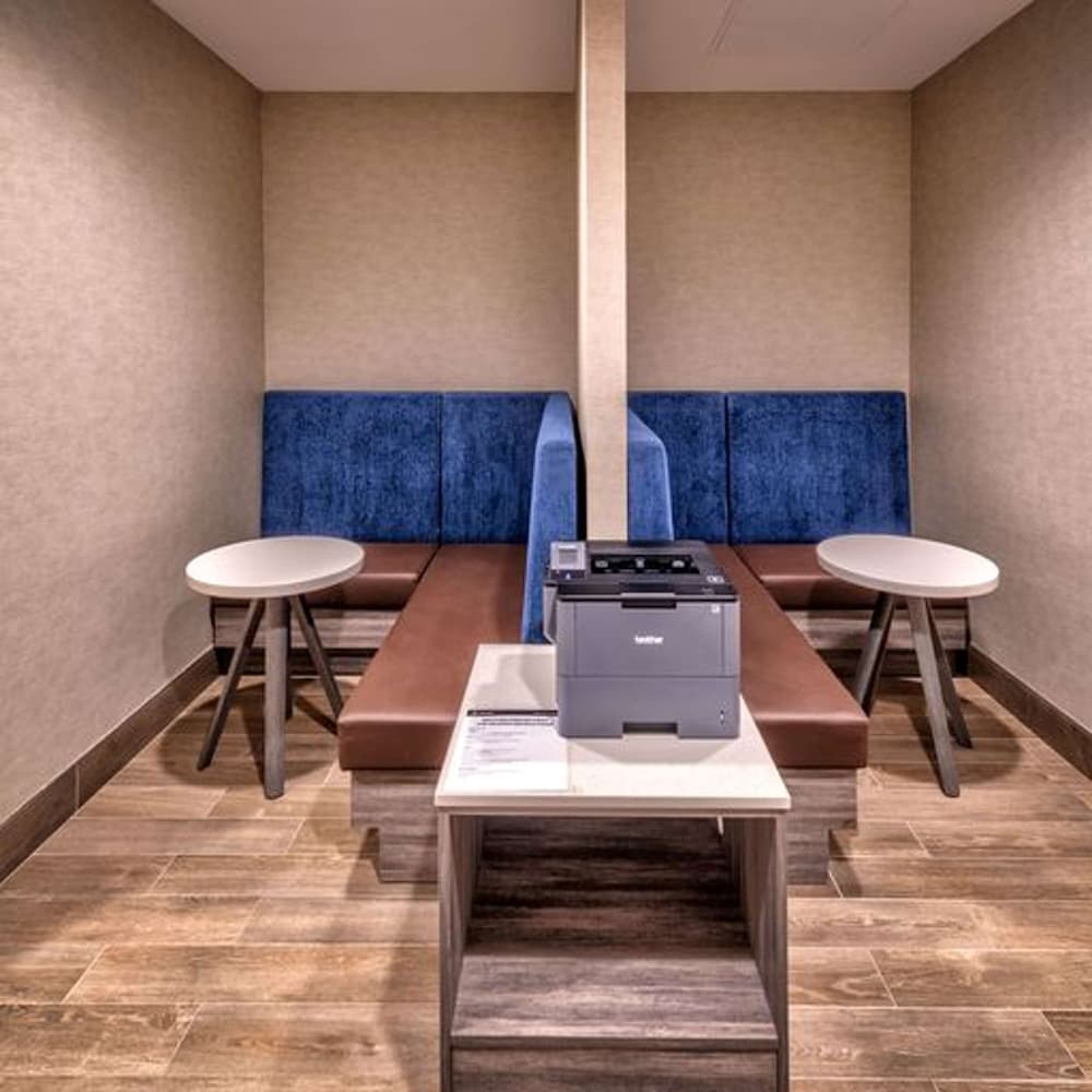 Hampton Inn and Suites South Lake Tahoe 36/39