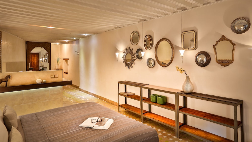 Karawan Riad 24/45