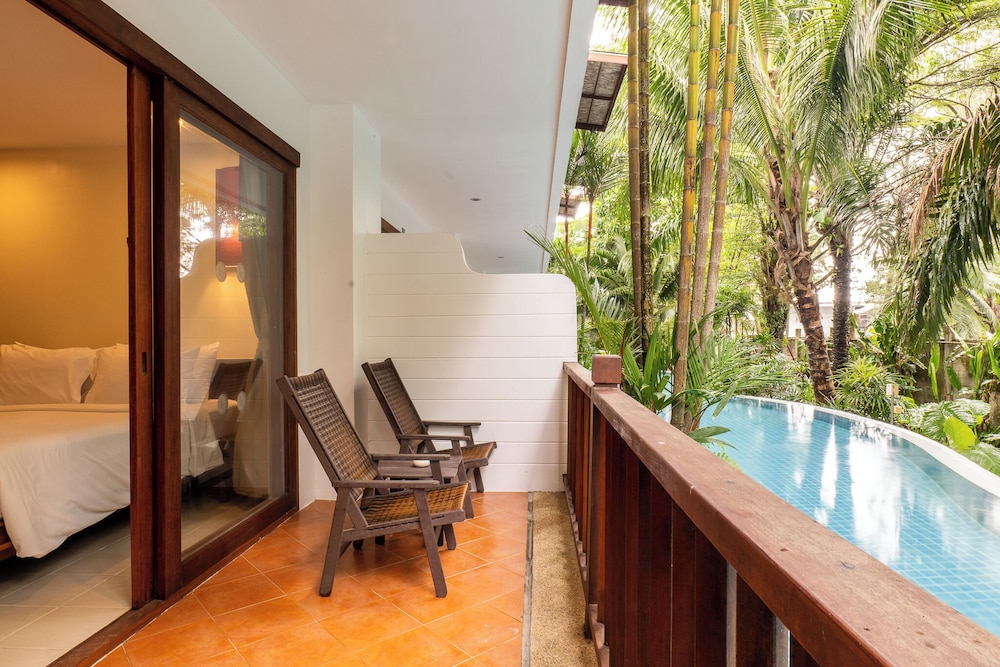 Occidental Bangtao Beach Resort 30/60