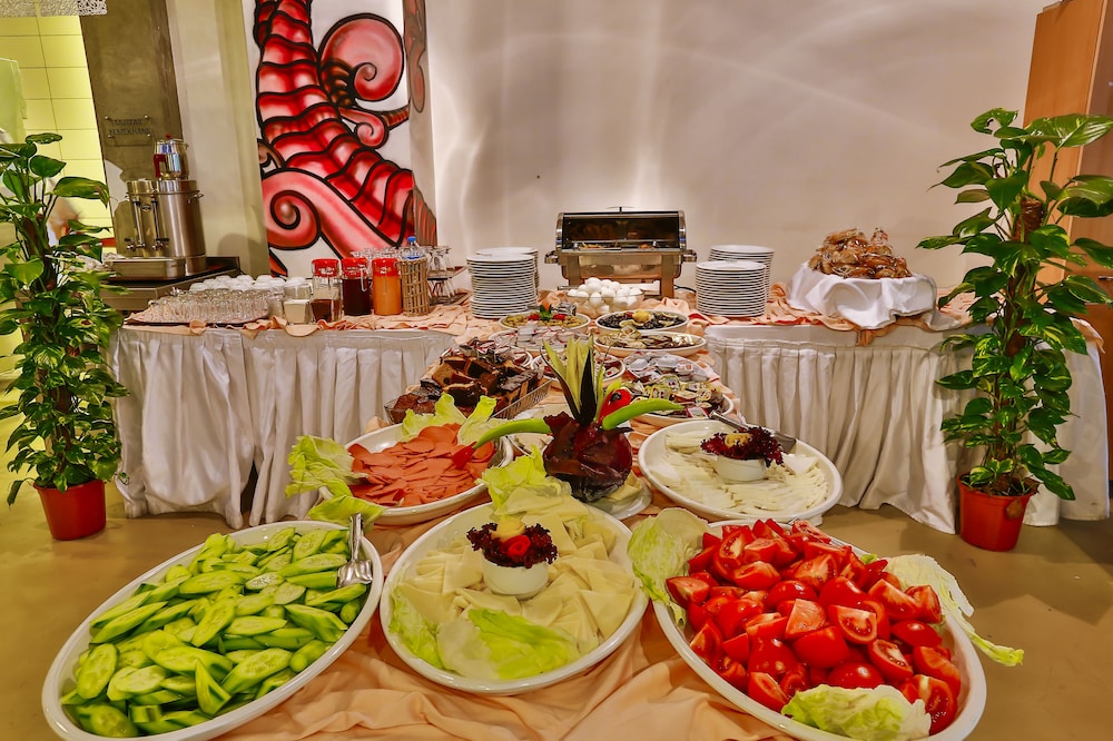 Han Hostel Airport North Hotel 68/75