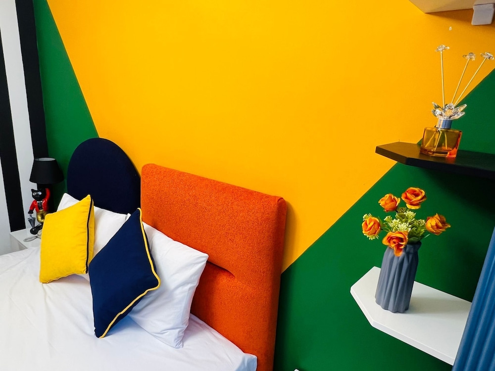 Apex Hotel 28/64