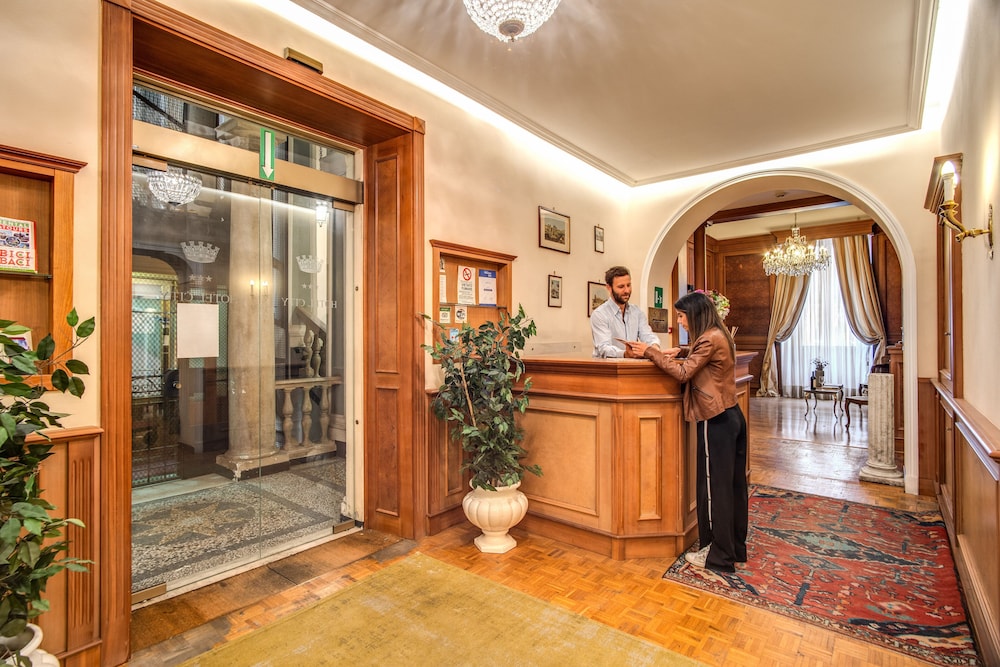 Hotel City Palazzo Dei Cardinali 54/80