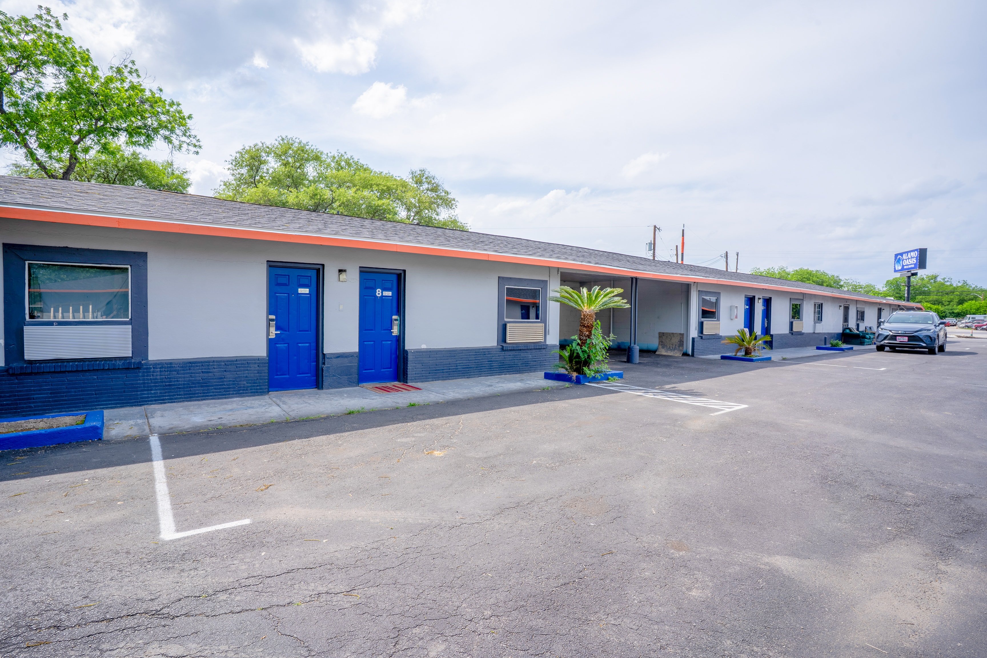 Alamo Oasis Inn and Suites By OYO San Antonio 32/53