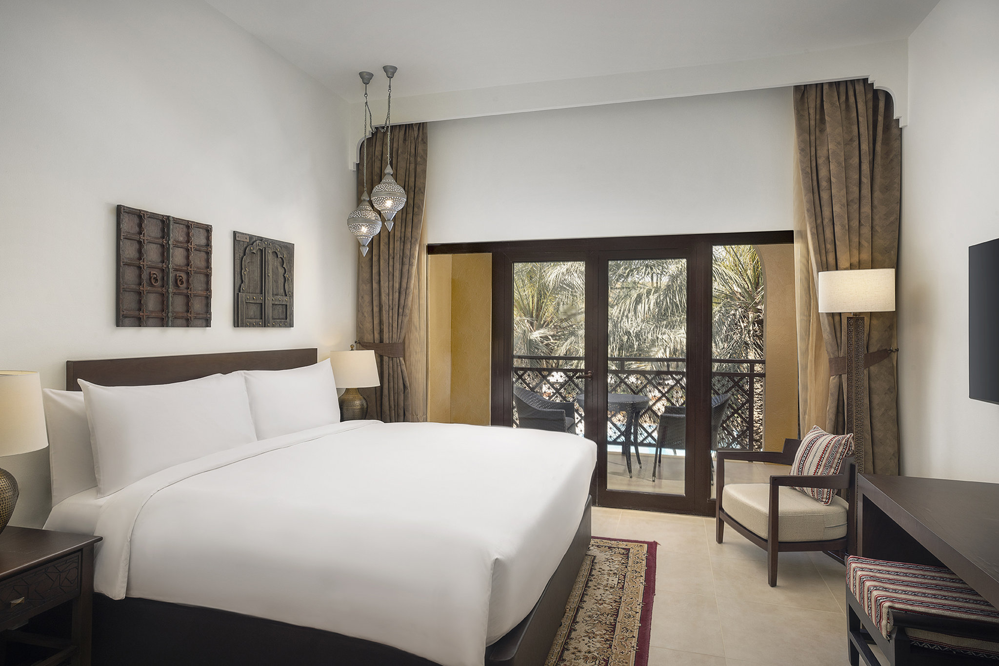 Deluxe, King Bed, Resort View