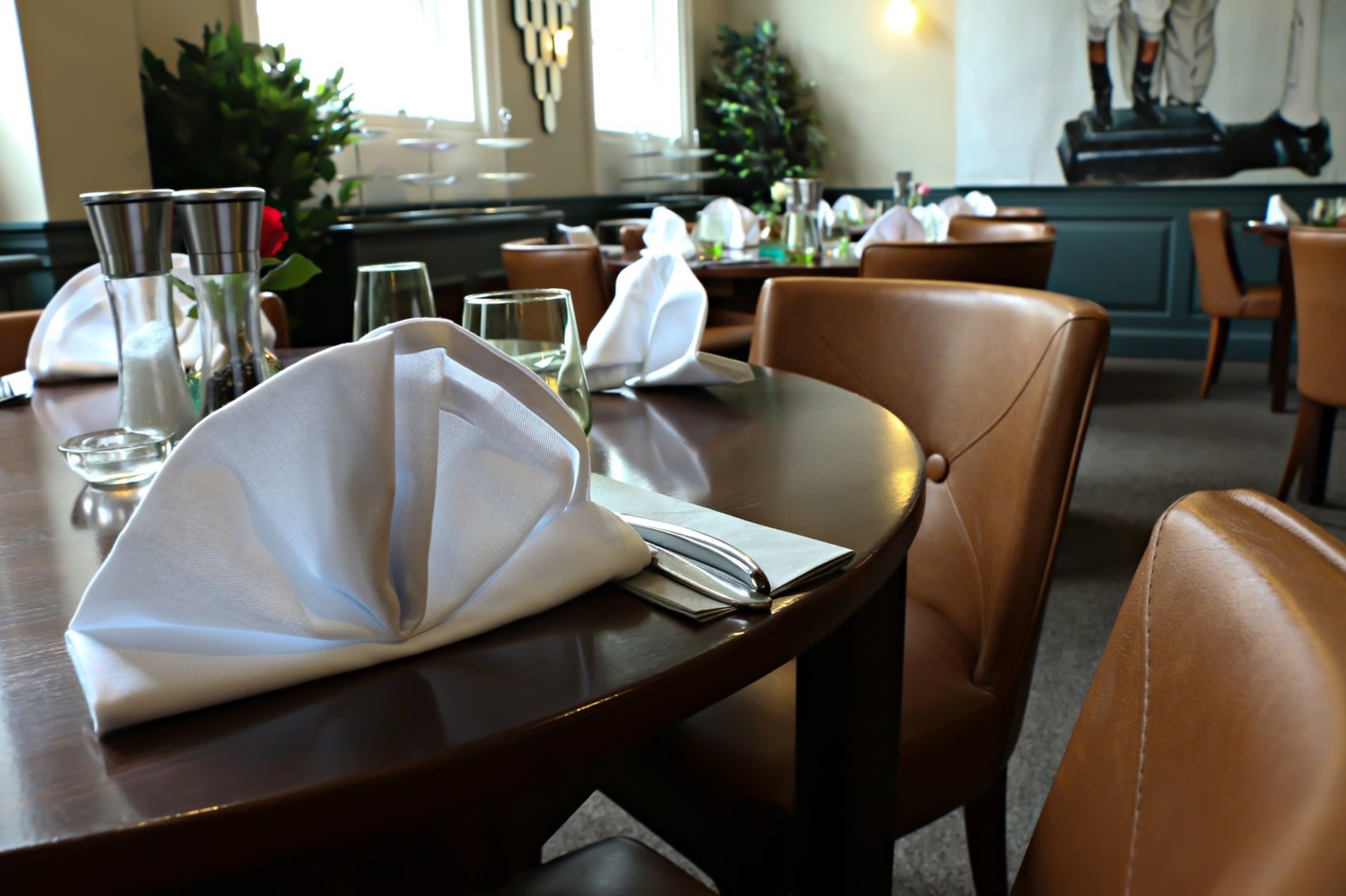 Chequers Hotel 48/58