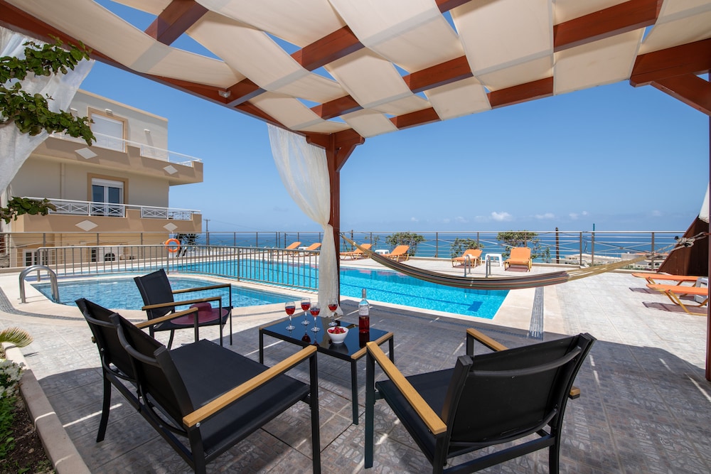 SUNRISE APARTMENTS CRETE 42/50
