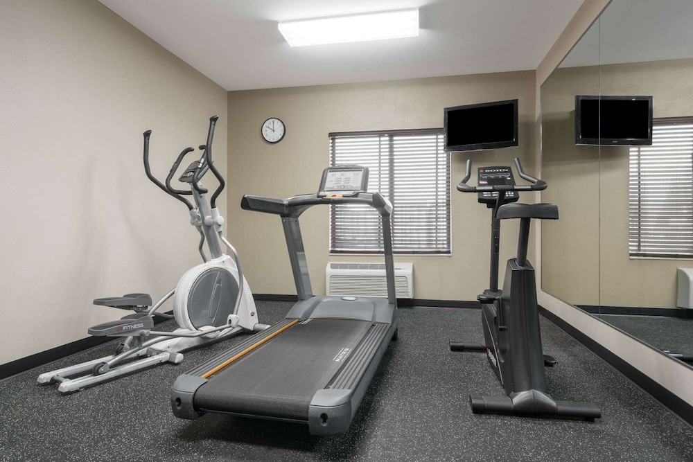 Comfort Inn & Suites Rochester South Mayo Clinic 30/54